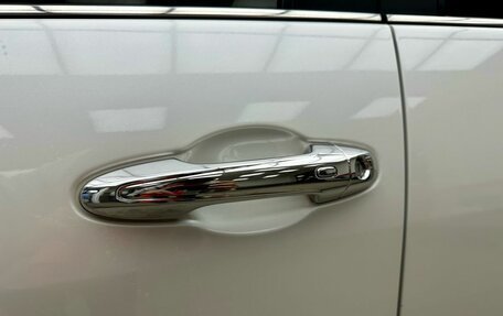 Toyota Hilux VIII, 2015 год, 2 979 900 рублей, 16 фотография