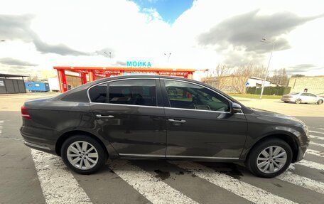 Volkswagen Passat B7, 2013 год, 1 050 000 рублей, 2 фотография