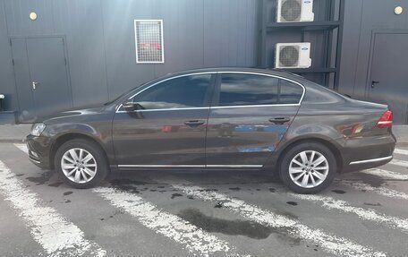 Volkswagen Passat B7, 2013 год, 1 050 000 рублей, 4 фотография