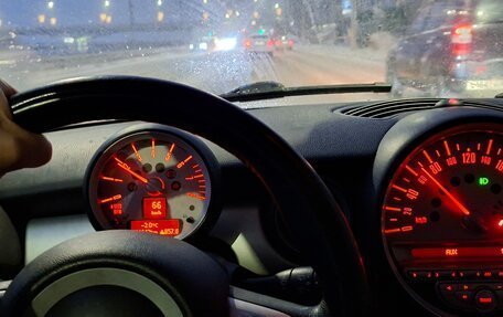 MINI Hatch, 2007 год, 577 777 рублей, 2 фотография