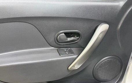 Renault Sandero II рестайлинг, 2014 год, 777 000 рублей, 12 фотография