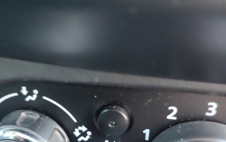 Renault Duster I рестайлинг, 2018 год, 980 000 рублей, 13 фотография