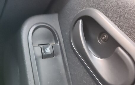 Renault Duster I рестайлинг, 2018 год, 980 000 рублей, 22 фотография