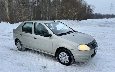 Renault Logan I, 2015 год, 600 000 рублей, 4 фотография