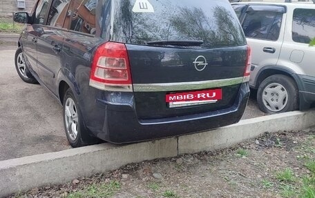 Opel Zafira B, 2010 год, 600 000 рублей, 4 фотография