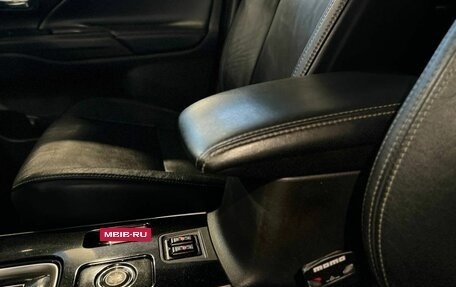 Mitsubishi Outlander III рестайлинг 3, 2019 год, 2 890 000 рублей, 28 фотография