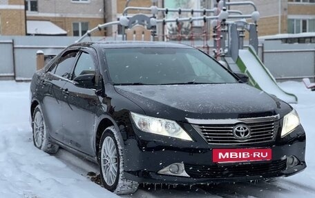 Toyota Camry, 2012 год, 1 600 000 рублей, 2 фотография