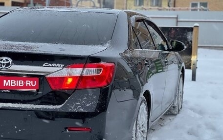Toyota Camry, 2012 год, 1 600 000 рублей, 13 фотография