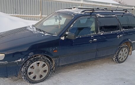 Volkswagen Passat B4, 1993 год, 320 000 рублей, 2 фотография