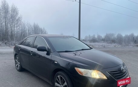 Toyota Camry, 2008 год, 1 250 000 рублей, 2 фотография