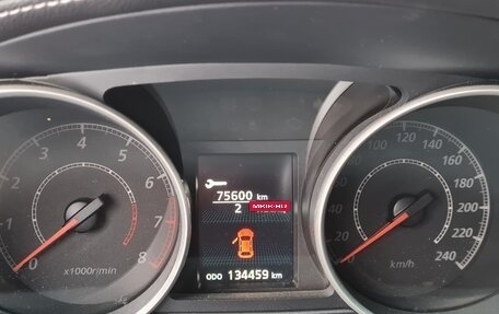 Mitsubishi Outlander III рестайлинг 3, 2011 год, 1 350 000 рублей, 12 фотография