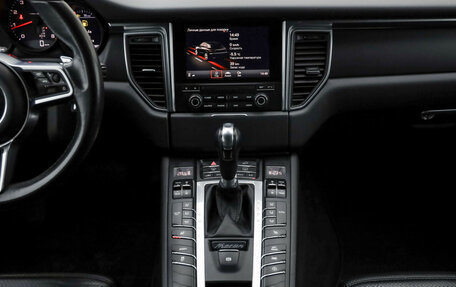 Porsche Macan I рестайлинг, 2016 год, 3 200 000 рублей, 21 фотография