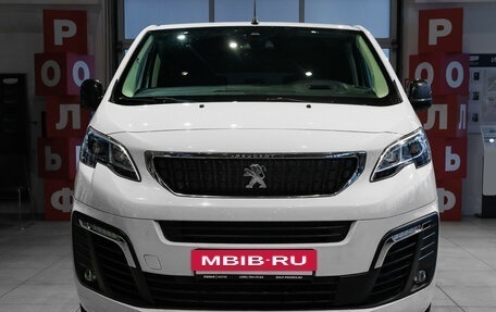 Peugeot Traveller I, 2018 год, 3 650 000 рублей, 2 фотография