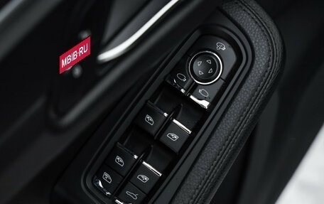 Porsche Macan I рестайлинг, 2016 год, 3 200 000 рублей, 29 фотография