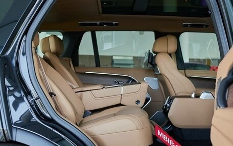 Land Rover Range Rover IV рестайлинг, 2025 год, 23 000 000 рублей, 12 фотография