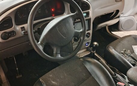 KIA Shuma II, 2002 год, 130 000 рублей, 5 фотография