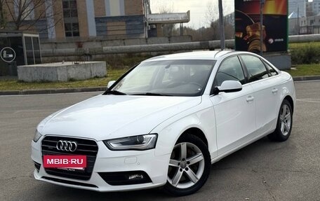 Audi A4, 2012 год, 2 000 000 рублей, 2 фотография