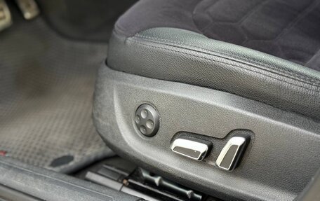 Audi A4, 2012 год, 2 000 000 рублей, 22 фотография