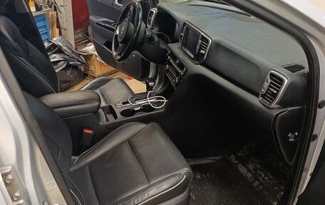 KIA Sportage IV рестайлинг, 2016 год, 2 100 000 рублей, 9 фотография