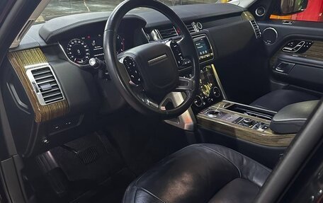 Land Rover Range Rover IV рестайлинг, 2018 год, 7 500 000 рублей, 9 фотография