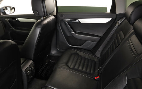 Volkswagen Passat B7, 2012 год, 1 699 000 рублей, 10 фотография