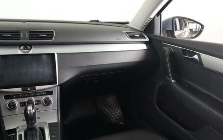 Volkswagen Passat B7, 2012 год, 1 699 000 рублей, 15 фотография