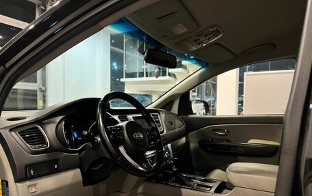 KIA Carnival III, 2019 год, 2 850 000 рублей, 19 фотография