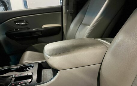 KIA Carnival III, 2019 год, 2 850 000 рублей, 26 фотография