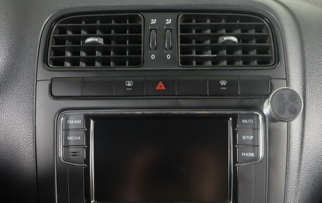 Volkswagen Polo VI (EU Market), 2016 год, 919 000 рублей, 17 фотография