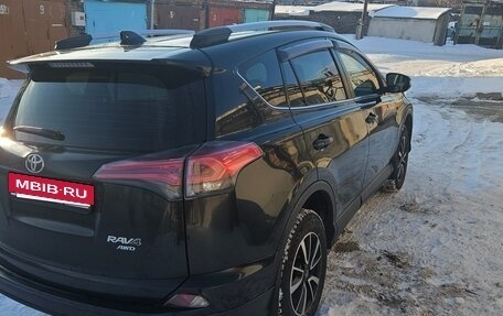 Toyota RAV4, 2016 год, 2 250 000 рублей, 4 фотография