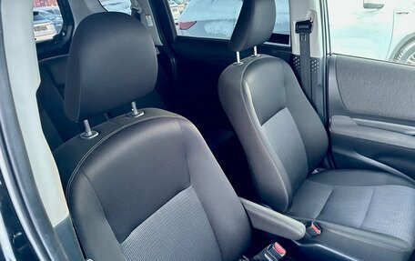 Toyota Sienta II, 2018 год, 1 449 000 рублей, 12 фотография