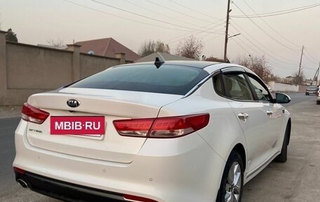 KIA Optima IV, 2018 год, 1 450 000 рублей, 8 фотография