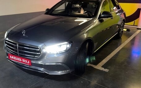 Mercedes-Benz E-Класс, 2020 год, 5 300 000 рублей, 4 фотография