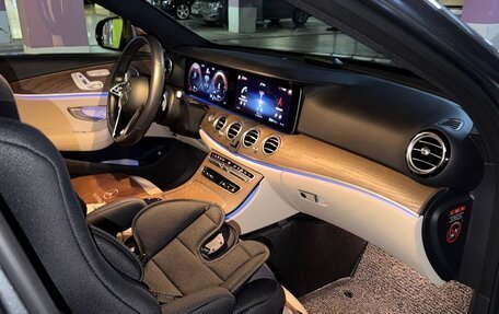 Mercedes-Benz E-Класс, 2020 год, 5 300 000 рублей, 19 фотография