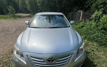 Toyota Camry, 2006 год, 610 000 рублей, 7 фотография