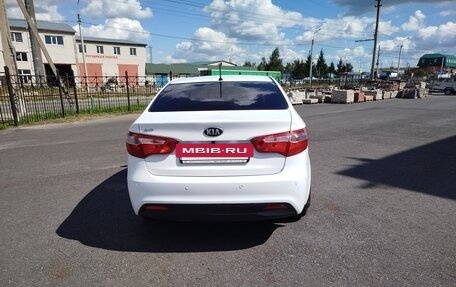 KIA Rio III рестайлинг, 2015 год, 745 000 рублей, 4 фотография