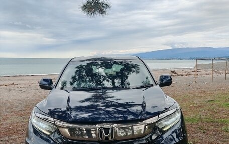 Honda Vezel, 2019 год, 2 099 000 рублей, 3 фотография