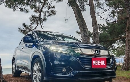 Honda Vezel, 2019 год, 2 099 000 рублей, 2 фотография