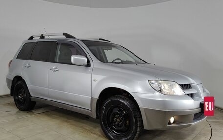 Mitsubishi Outlander III рестайлинг 3, 2008 год, 598 500 рублей, 2 фотография