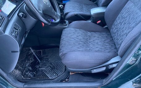 Toyota Corolla, 2002 год, 195 000 рублей, 20 фотография