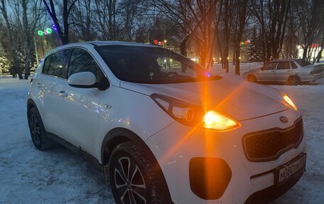 KIA Sportage IV рестайлинг, 2017 год, 1 390 000 рублей, 2 фотография