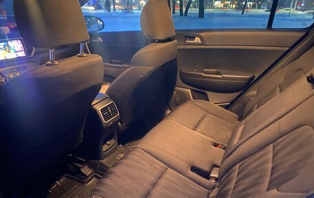 KIA Sportage IV рестайлинг, 2017 год, 1 390 000 рублей, 10 фотография