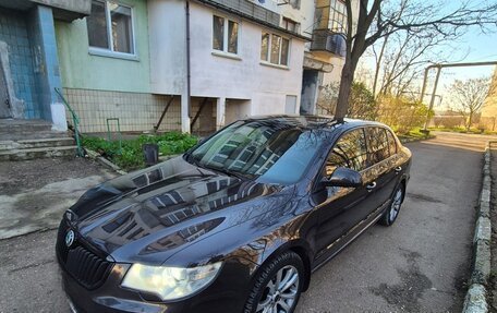 Skoda Superb III рестайлинг, 2009 год, 1 050 000 рублей, 3 фотография