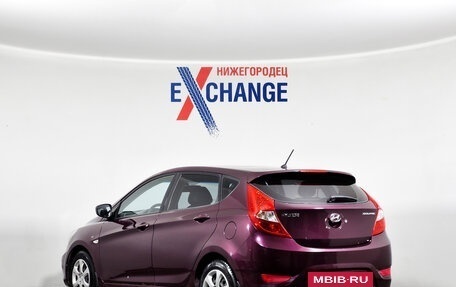 Hyundai Solaris II рестайлинг, 2011 год, 665 000 рублей, 6 фотография