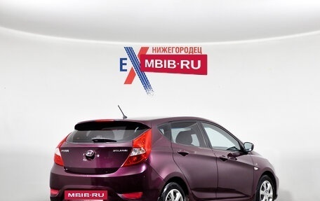 Hyundai Solaris II рестайлинг, 2011 год, 665 000 рублей, 4 фотография