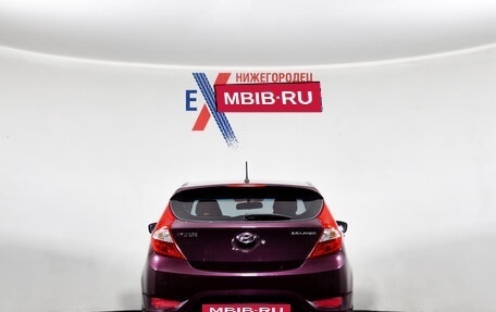 Hyundai Solaris II рестайлинг, 2011 год, 665 000 рублей, 5 фотография