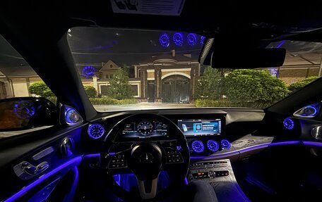 Mercedes-Benz E-Класс, 2018 год, 3 550 000 рублей, 10 фотография