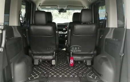 Honda Stepwgn IV, 2021 год, 2 890 000 рублей, 14 фотография