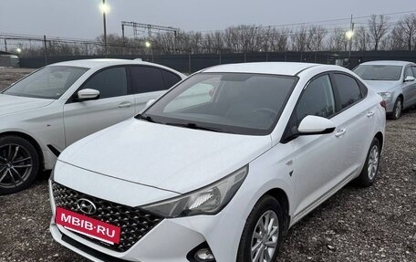 Hyundai Solaris II рестайлинг, 2021 год, 1 390 000 рублей, 3 фотография