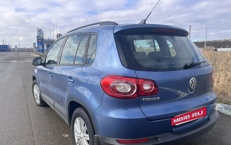 Volkswagen Tiguan I, 2011 год, 935 000 рублей, 8 фотография